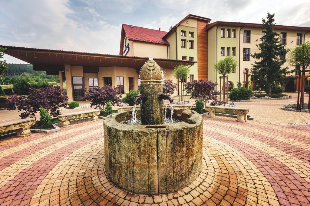 Malinowy Dwor Hotel Medical Spa Свєрадув-Здруй Екстер'єр фото